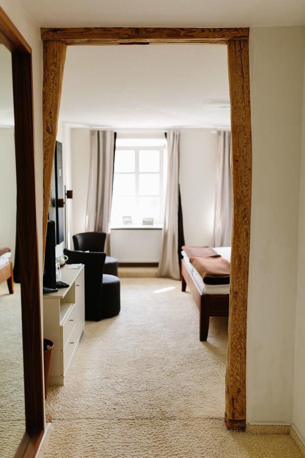 Hotel Wein- & Tafelhaus à Trittenheim Extérieur photo